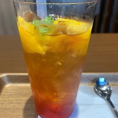 平日カフェ行ける人✋