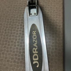 小学生　子供用キックボードの画像