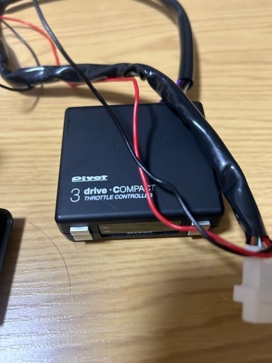 動作確認済　取付簡単　ピボットスロットルコントローラー　別売配線込み

