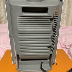 山善　小型ファンヒーターの画像