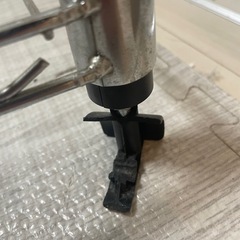 スチールラック170cmと電子デバイスの画像