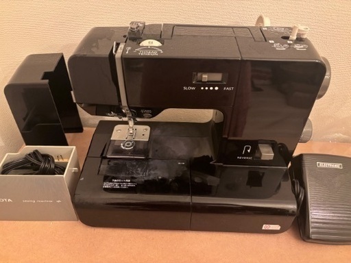 トヨタ　家庭用　ミシン