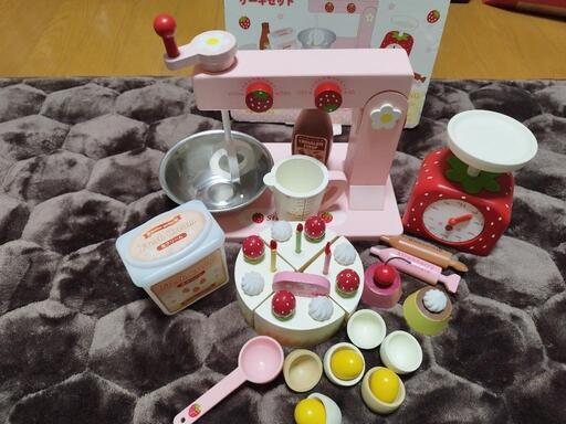 マザーガーデン　ホームメイドケーキセット　野いちごのおままごと　木のおもちゃ