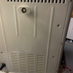 【お取引者様決定→11/25済】日立HITACHI赤外線電気ストーブVH-105T中古稼働品の画像