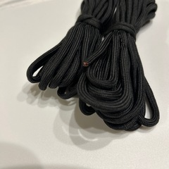 1つ4mの長さの紐　2束
の画像