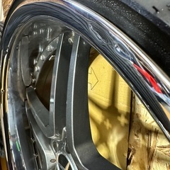 【売り切れました】ボーナスセール！ベンツ用22インチアルミバリ山　４本セットの画像