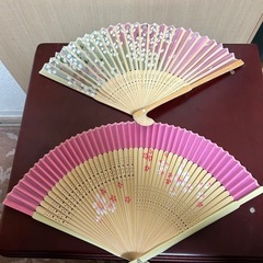 扇子　２本の画像