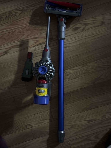 ダイソン Dyson V7 コードレス掃除機 dyson SV11FFOLB