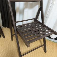 【3脚まとめての価格です】IKEAの木製椅子の画像