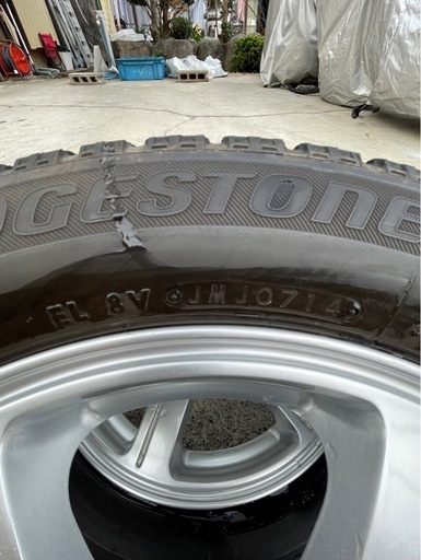 ブリヂストンBLIZZAKスタッドレスタイヤ 155/65R14 ホイールセット