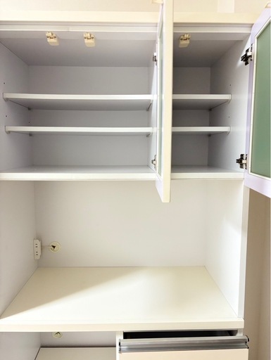 【決まりました】食器棚 キッチン台
