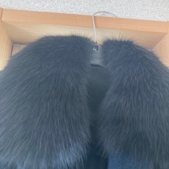 BON CILIEのファー付きコートの画像