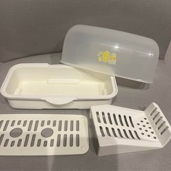 哺乳瓶消毒器　電子レンジ　コンパクト　哺乳瓶　消毒器　蒸し器　出産準備の画像