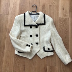 【美品】ツイードジャケット　レディース服 クリーム色　テーラード...