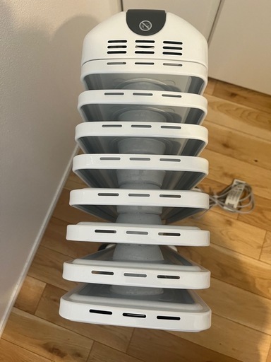 【美品】デロンギ　アミカルド オイルヒーター