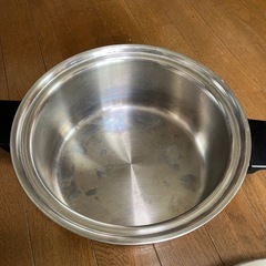 値下げ五層ステンレス鍋　ガス用の画像