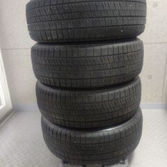 ブリヂストン ブリザック VRX2 215/60R17 中古4本の画像