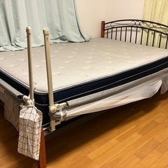 ニトリのダブルベッドフレームのみ