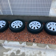 スタッドレスタイヤ４本