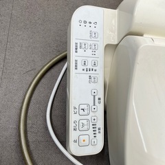 TOTO トイレ便座の画像