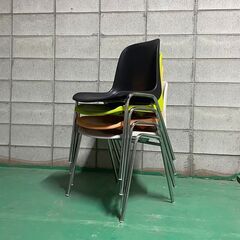 A042🉐MOD ELENA「モッドエレナ」スタッキングチェア MADE IN