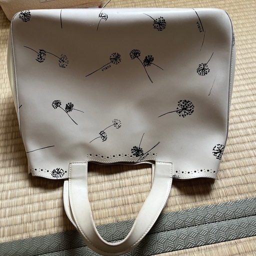 FURLA  バック