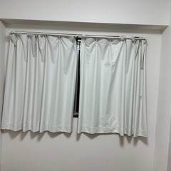 カーテン　二枚組