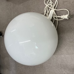 IKEA テーブルライト　照明　丸型　卓上　球体