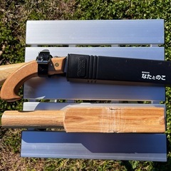 キャンプ用品（薪割り道具）の画像