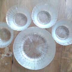 ガラスのボウルセット