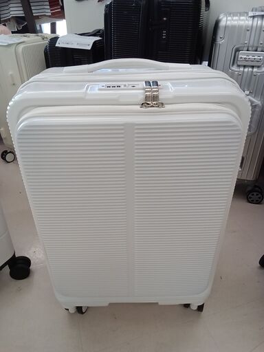 *お値段見直しました★ジモティ割あり★  キャリーケース ホワイト W37.5×D25.5×H57 クリーニング済み TC6098