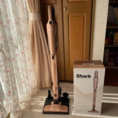 shark 充電式サイクロンスティッククリーナー　中古品