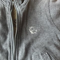 ジャンパー　100サイズの画像