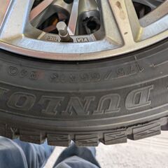 中古 175/65R15 スタッドレス+アルミセット キューブ、アクアなどの画像