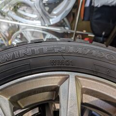 中古 175/65R15 スタッドレス+アルミセット キューブ、アクアなどの画像