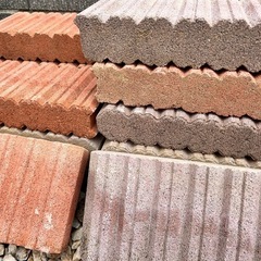 庭づくりにぜひ！⭐️レンガお譲りします！19こ！の画像