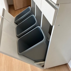 収納付きゴミ箱の画像