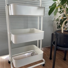 キャスターワゴン・白 ★本文読んでからメッセージください⭐︎