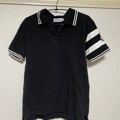 MONCLERのTシャツ、直接取りに来れる方のみ