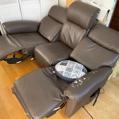 電動リクライニングソファーの画像