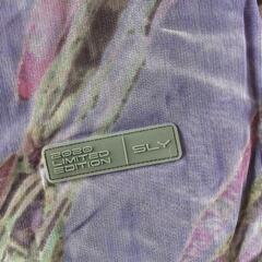 PUMAとSLYのコラボshirtの画像