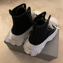 厚底スニーカーメンズの画像