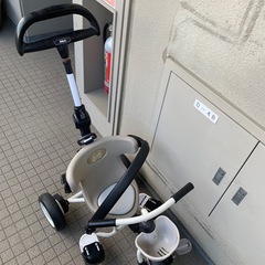 予約済　三輪車