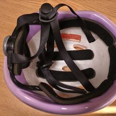 ぼんぼんリボン　ヘルメットの画像