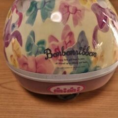 ぼんぼんリボン　ヘルメットの画像