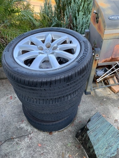 レクサスアルミホイール付きタイヤ4本