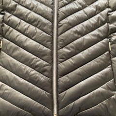 【新品】カルバンクライン ライトダウンベストの画像