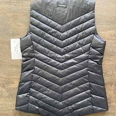 【新品】カルバンクライン ライトダウンベストの画像