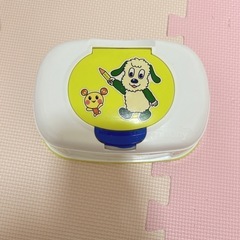 いないいないばあ　わんわん　お尻拭きケース