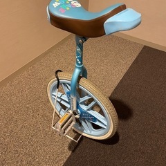 ブリヂストン　一輪車　18インチ　スタンド付き